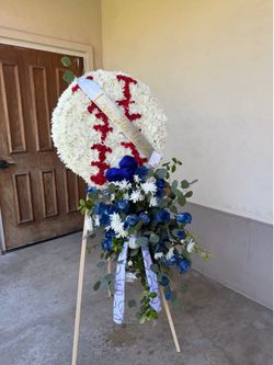 Custom memorial flower stands