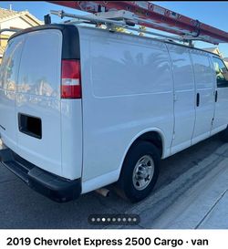 2019 Chevrolet Express 2500 cargo