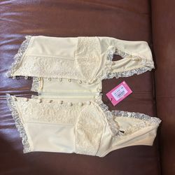 XS 00 Women’s clothes Edikted, Levi’s, Lucy In The Sky