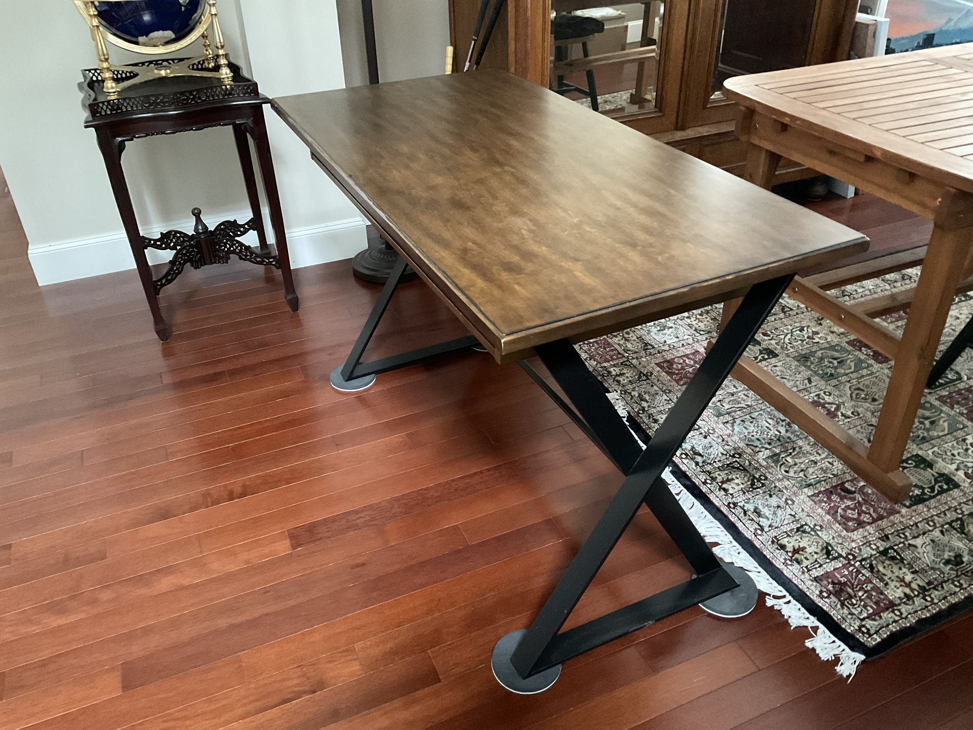 The Office Desk You Need To Buy