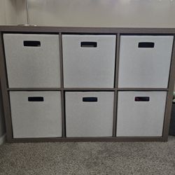 6  Drawer/storage  Dresser With Fabric Bins