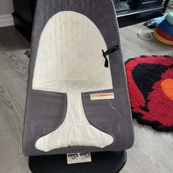 Baby bouncer