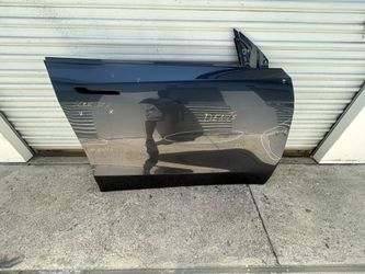 Tesla Model Y Passenger Side  Front Door 2020  To 2026 Used Oem