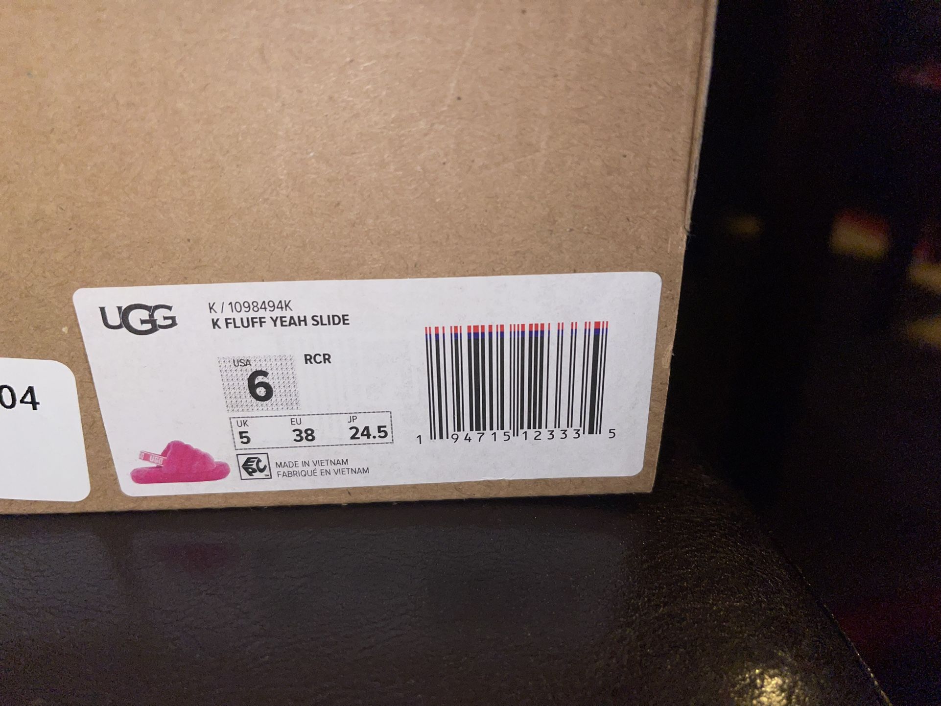 Women’s Ugg Slides Size (6)
