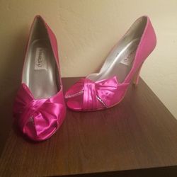 Womens high heel pump shoes 5.5 pink