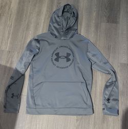 Boys (youth) under armour hoodie size XL