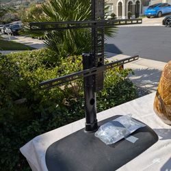 Universal Swivel TV Base