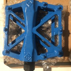 New Bicycle Pedals