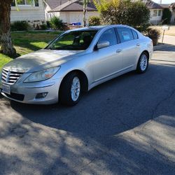 2010 Hyundai Genesis