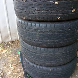 Four Continental Tires 255 55 20 Half Tread Left