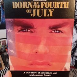 Born On The Fourth Of July VHS 