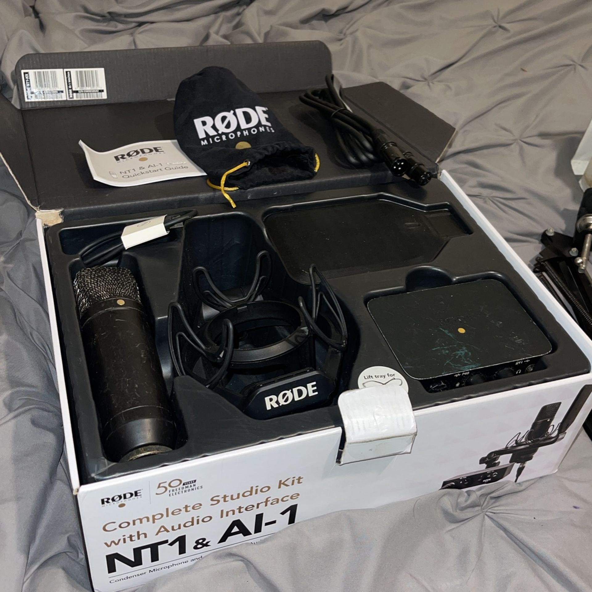 Rode NT1 & AI-1 Complete Studio Kit With Audio Interface