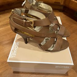 Vintage Michel Kors Sandal Heels Shipping Avaialbe 