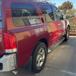 2005 Nissan Armada