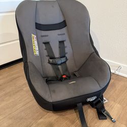 Cosco Kids Car Seat, infant & Toddler
