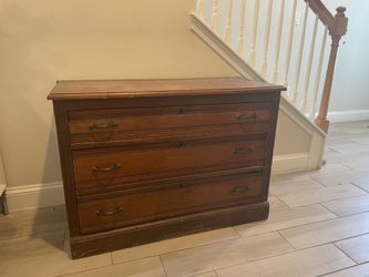 3 Drawer Dresser