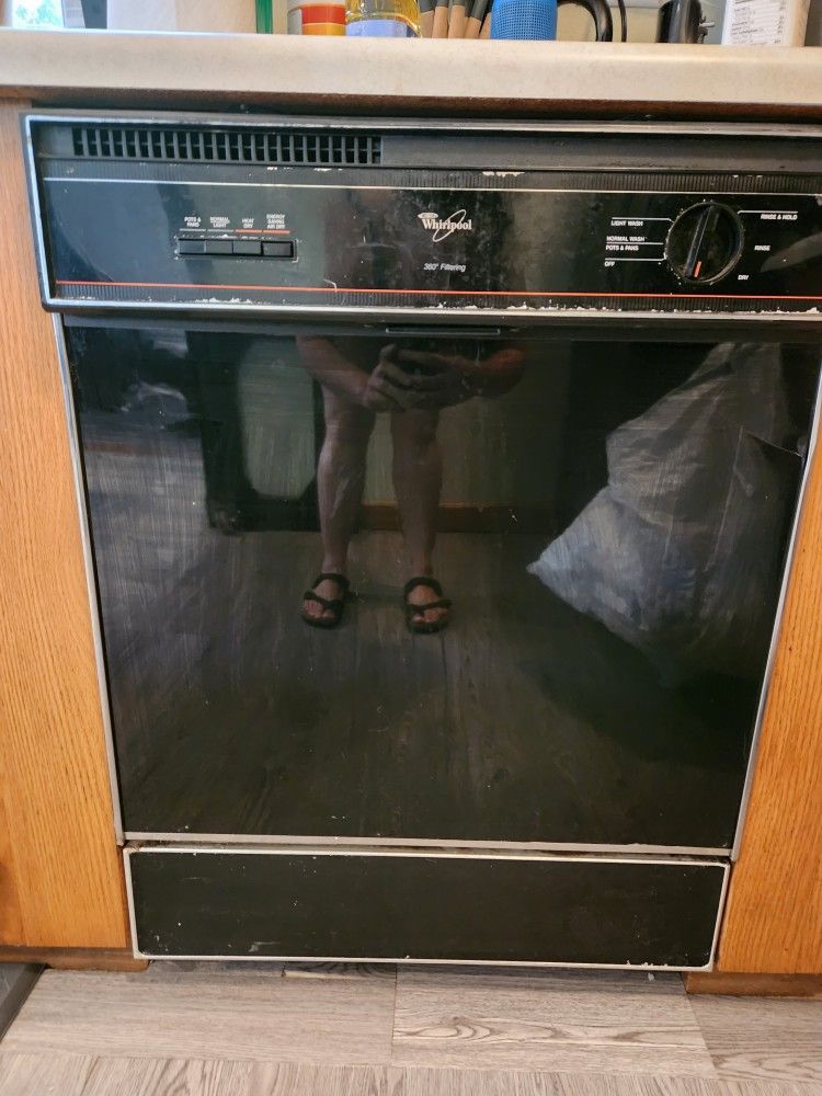 Whirlpool Dishwasher