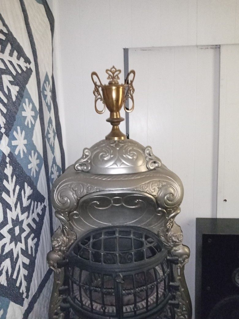 Wood Burners/Stove Historical Indoor Its For Looks But Can Be Used