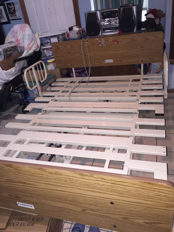 Bariatric Hospital Bed Frame Queen Size With 1 000 Lb Capacity In Bariatric Hospital Bed Frame Queen Size With 1 000 Lb Capacity In Excellent Condition And Electric Reduced To 250 Obo For Quick