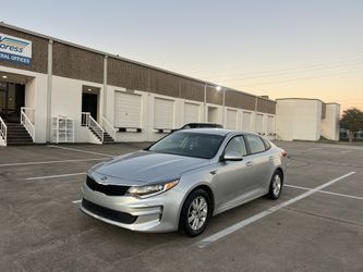 2017 KIA Optima