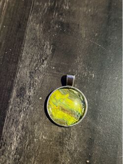 Sunlight on Moss pendant