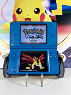 Nintendo DSI LL/XL  W/ 600+ games! Pokemon- Horror - Mario- Zelda + more!!!