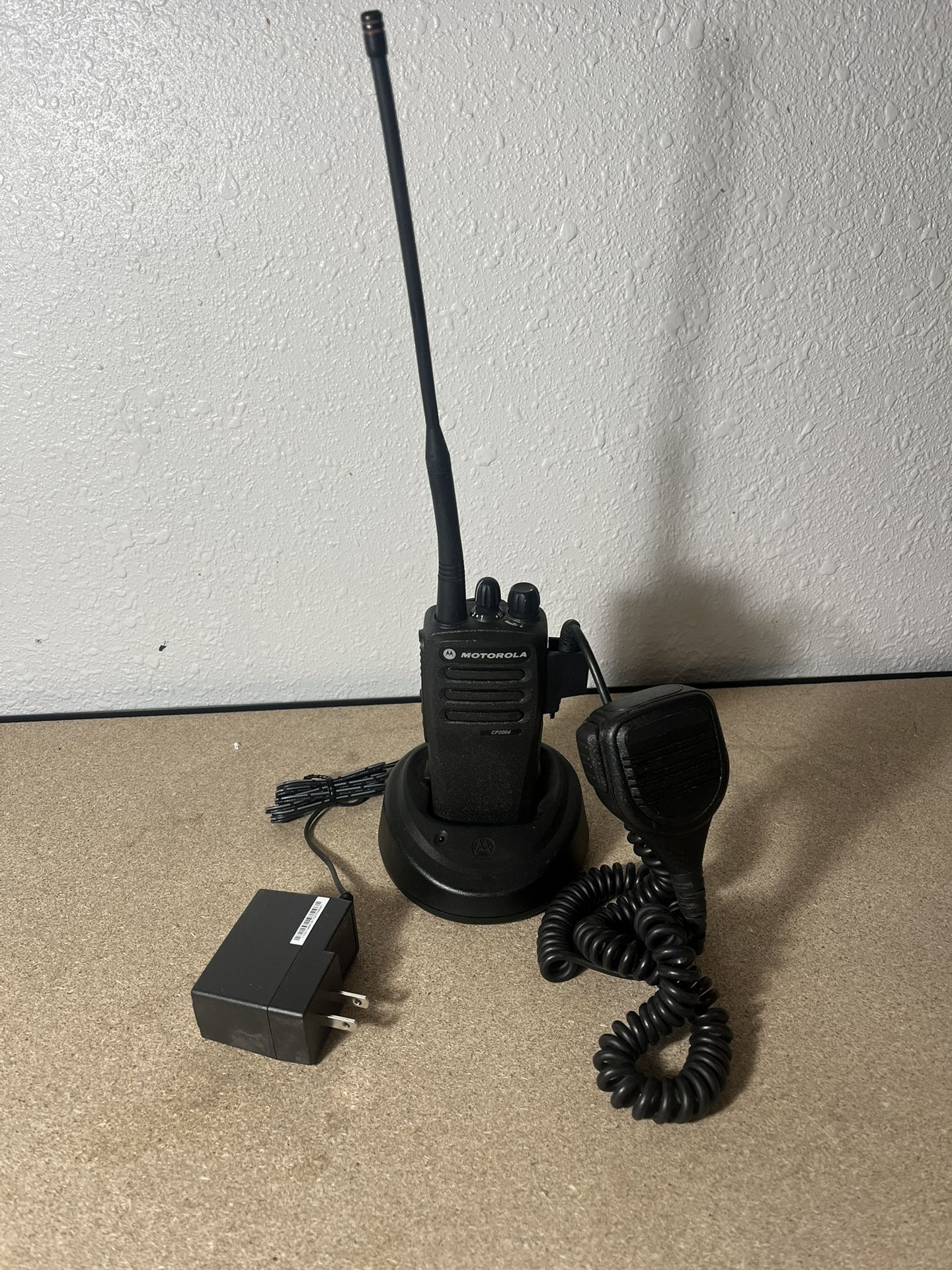 Motorola CP200d Two-Way Radio AAH01JDC9JC2AN VHF Analog AZ489FT3845