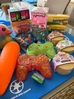 Needoh squeeezy squishy toy
