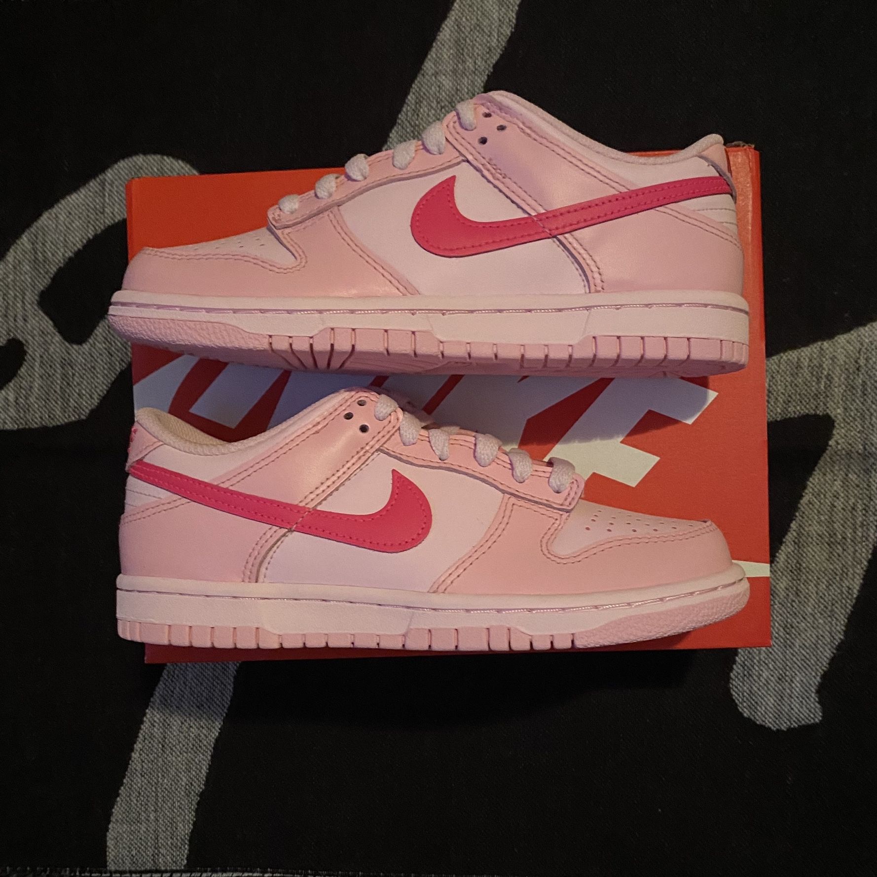 New Nike Dunk Low DH9765-600 Soft Pink Sneakers Size orders 4.5Y