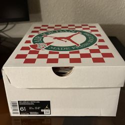 Air Jordan 4 Special Edition Pizza 