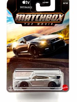 Matchbox 1:64 Scale Diecast Model Car - 2020 Nissan GT-R Nismo