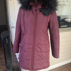 Maralyn & Me Burgundy Faux Fur Trim Hooded Puffer Coat Size XL