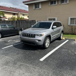 2017 Jeep Grand Cherokee