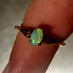 10k Gold Opal Ring Stunning crystal opal with color crazing throughout!!!  