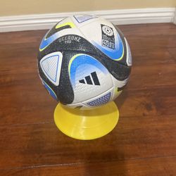 Adidas Pro-Official Match Ball Oceaunz. -  FIFA Women’s World  Cup 2023.   Size 5.