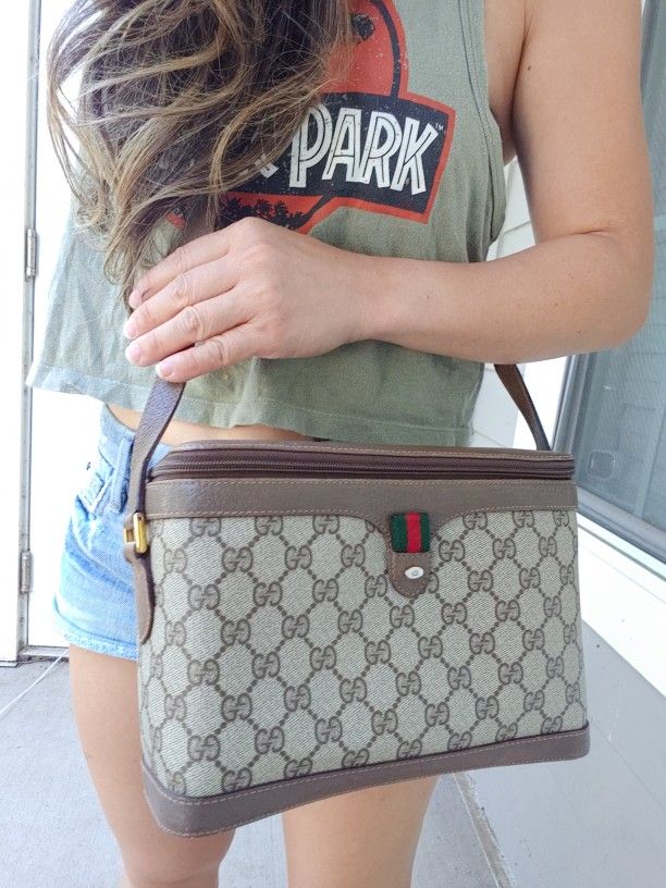 Authentic Vintage Gucci GG Monogram Supreme Sherry Web Ophidia Canteen Binocular Crossbody Bag