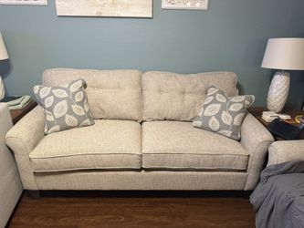 BRAND NEW Lazyboy laurel Sofa