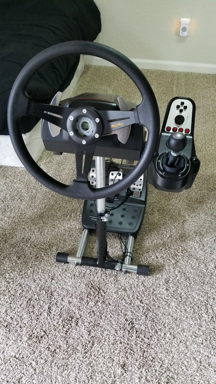 Logitech g27, wheel stand pro, fanatec handbrake for Sale in Kirkland, WA -  OfferUp