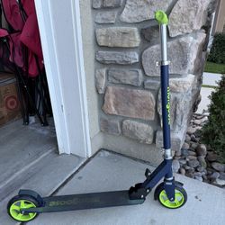 Mongoose kids scooter for sale