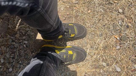 Jordan Lightning Thunder 4’s