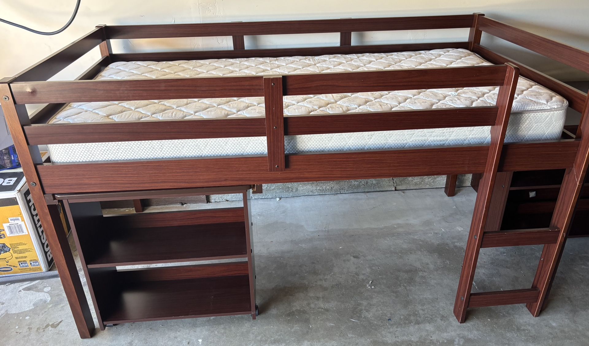 Bunkbed With Shelves/drawer Set