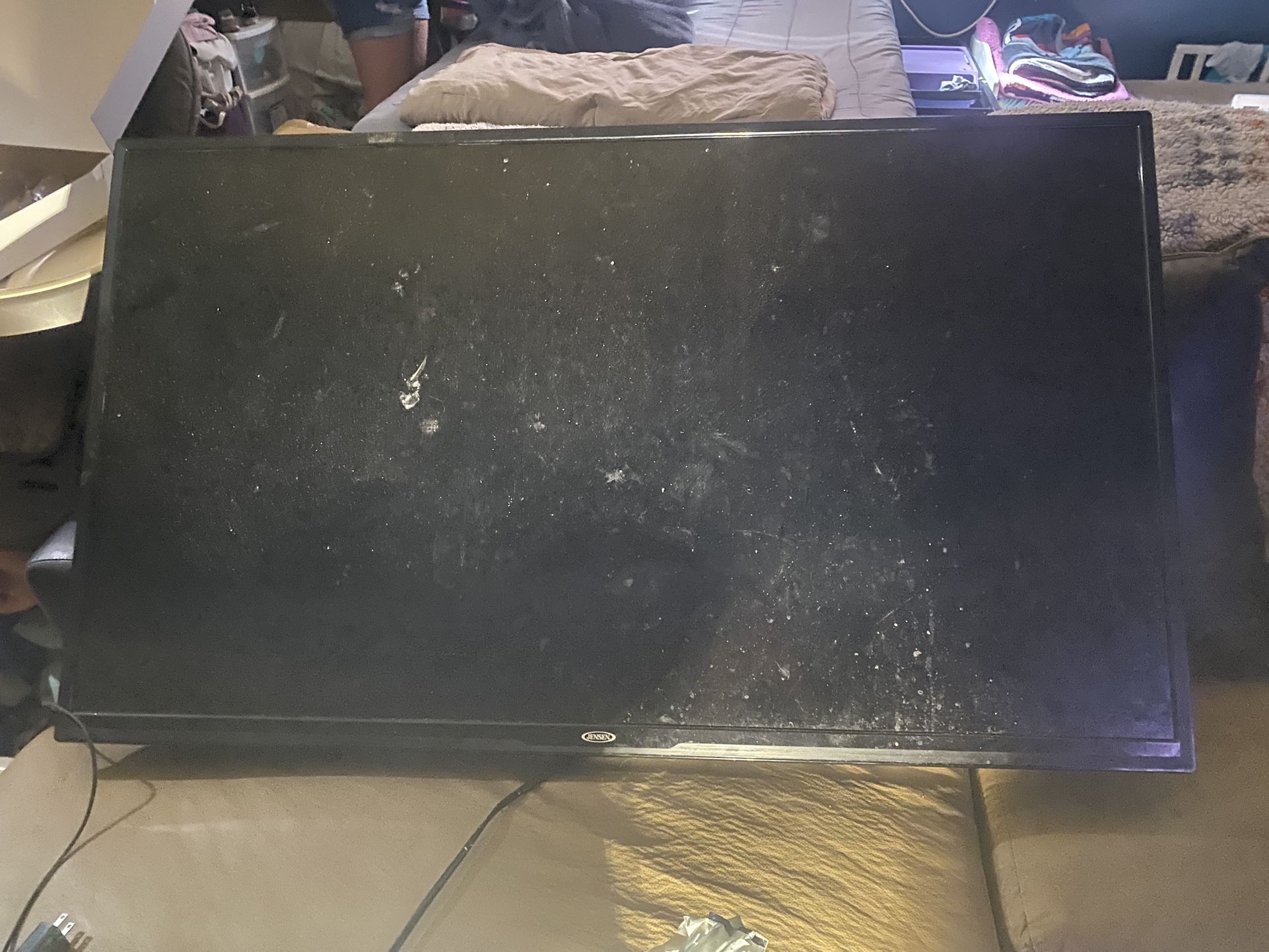 50in Jensen Tv