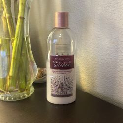 Bath & Body Work Conditioner Barely Used, Over Half Full 💕