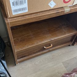TV STAND FREE