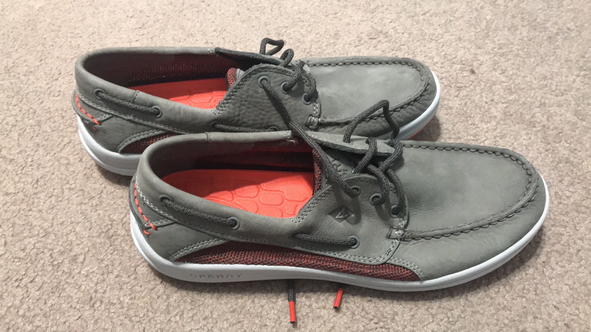 Men's Sperry Top-Sider Gamefish 3-Eye Boat Shoe Grey Leather. 9.5