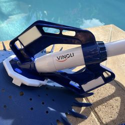 Pool cleaner like new