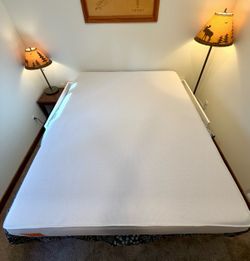 Boring mattress co. Full size mattress
