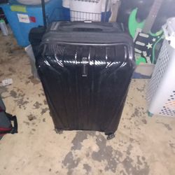 Brookstone Rolling Carryon Shell Suitcase 