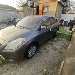 2012 Nissan Versa