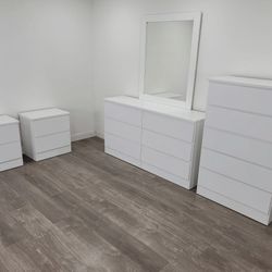 ⚫️DRESSER WITH MIRROR,  CHEST AND TWO NIGHTSTANDS  ⚪️ CÓMODA CON ESPEJO,  GAVETERO  Y DOS MESITAS DE NOCHE ⚫️